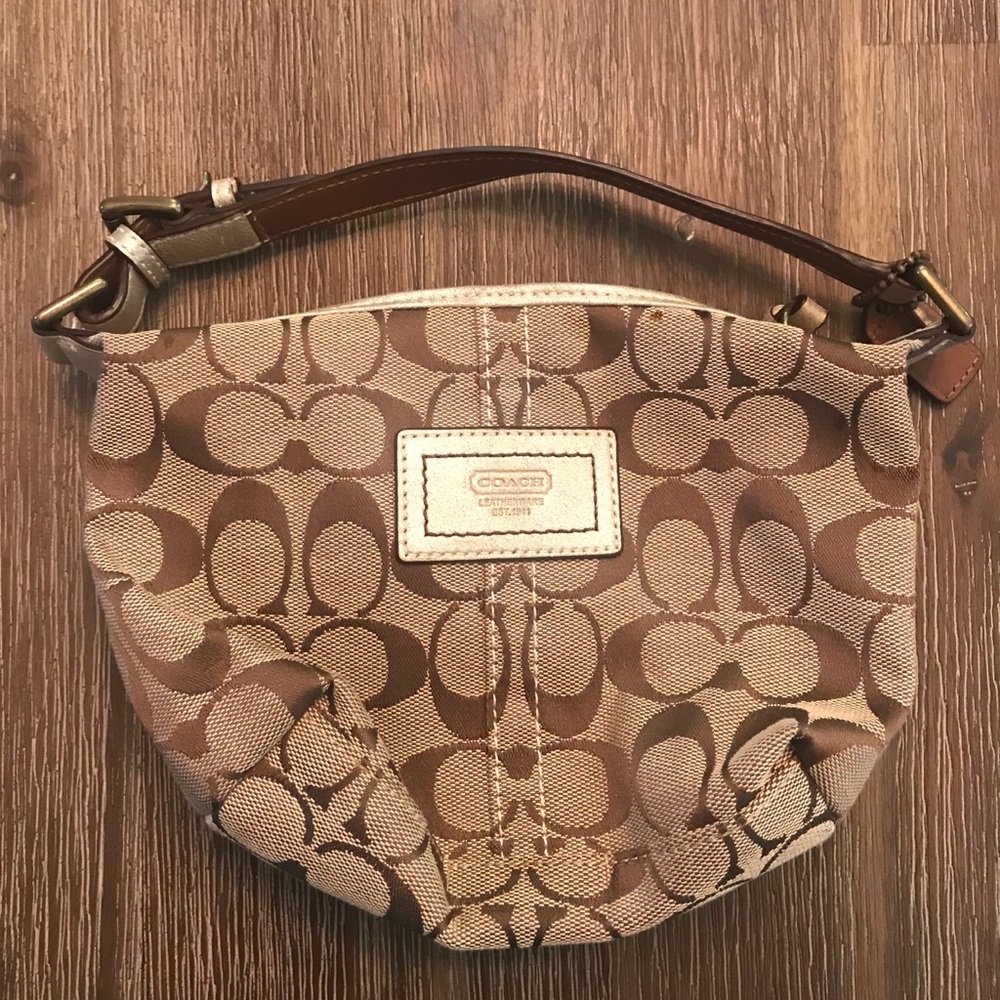 Pre-owned coach bag